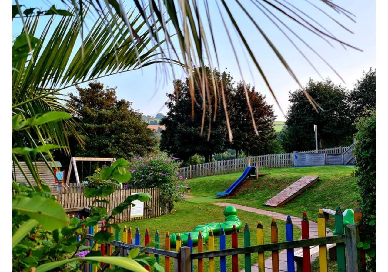 Butterfly Lodge Paignton Exterior photo